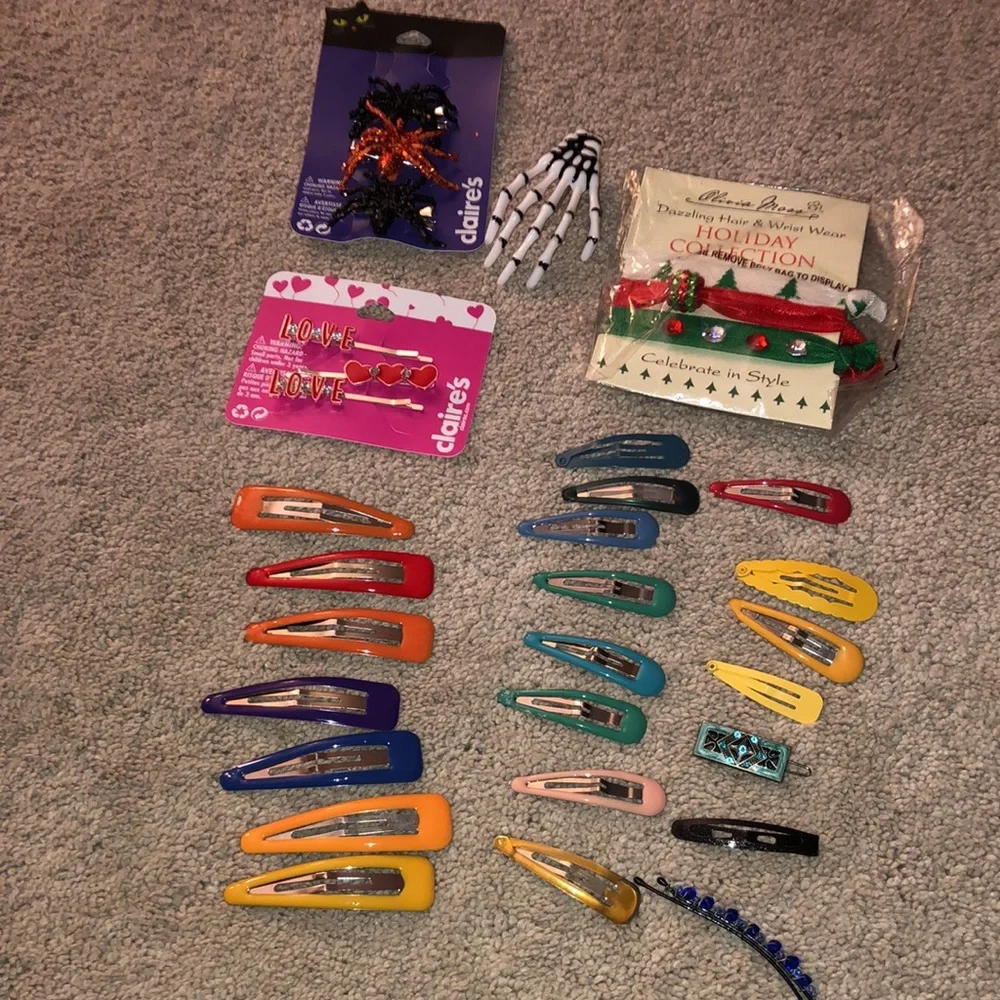 Girls Kids Hair Accessories Barrettes,‎ clips hair ties Lot (32)